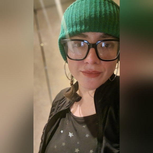 Meet your Posher, Theresa - Picture 3 of 6